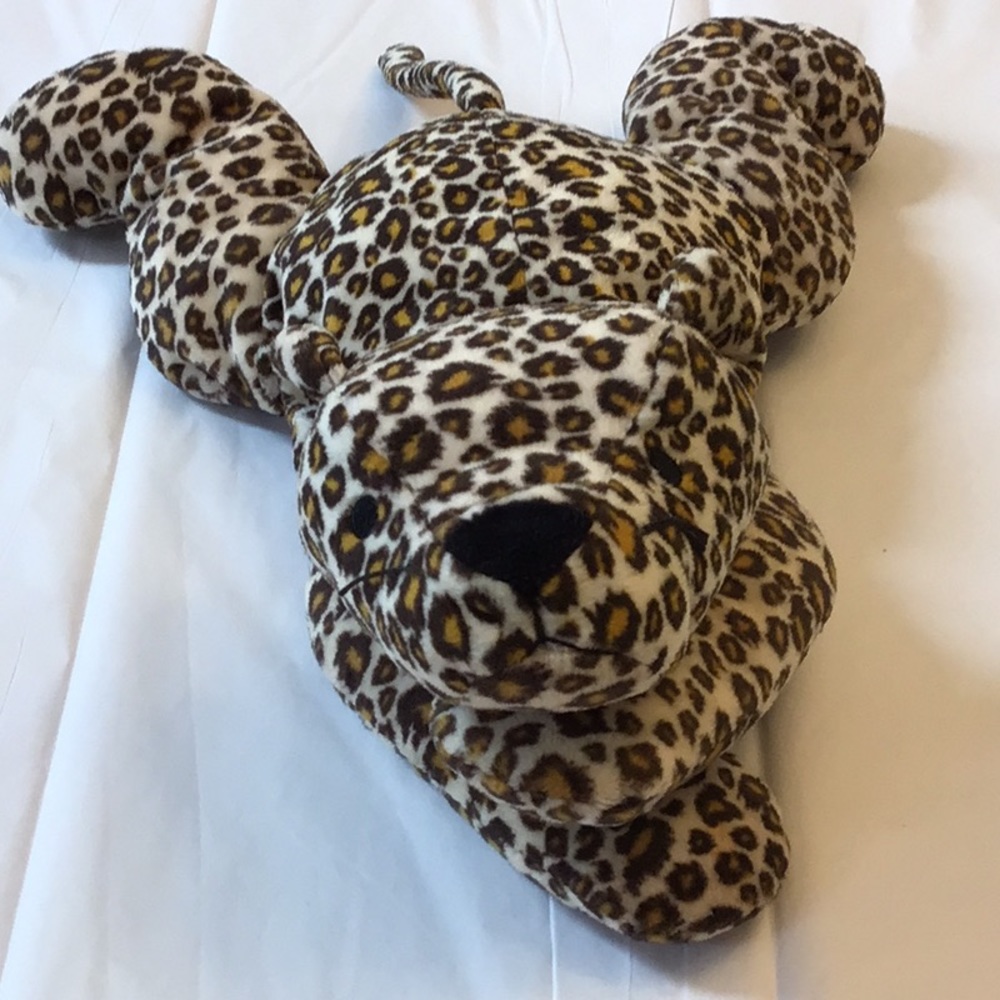 TY Pillow Buddy vintage 1996 leopard “Speckles” clean, 15” stuffed